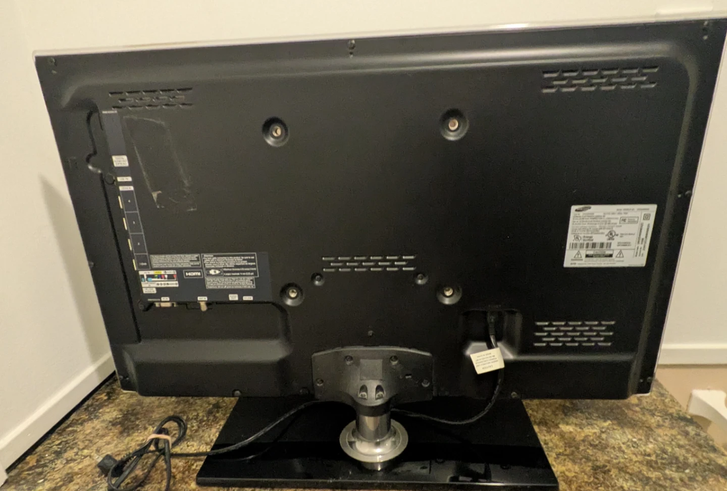 Samsung 32-inch LED TV - photo 3