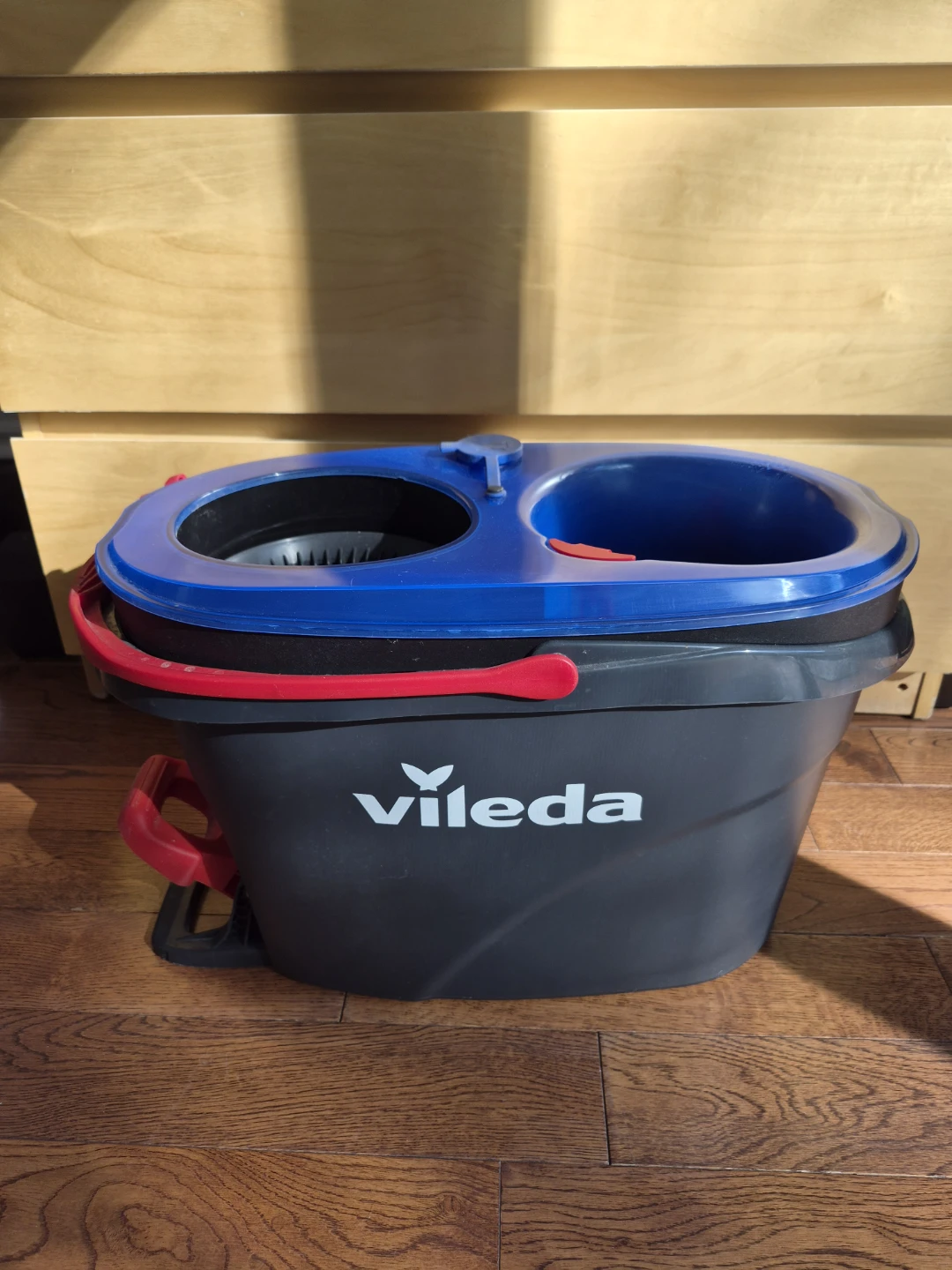Vileda EasyWring RinseClean Spin Mop Bucket System