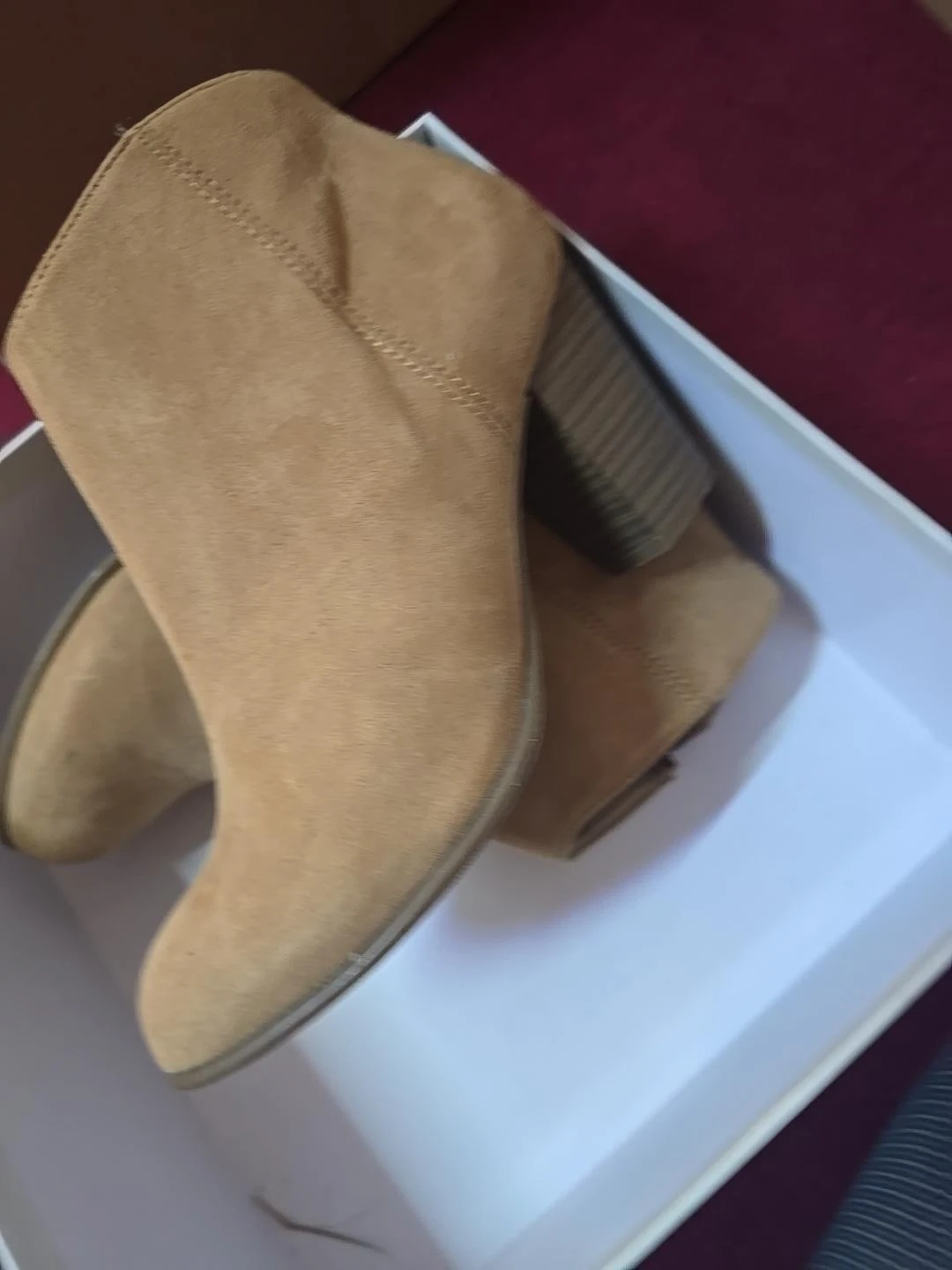 Old Navy Women’s Tan Ankle Boots – Size 8 - photo 5