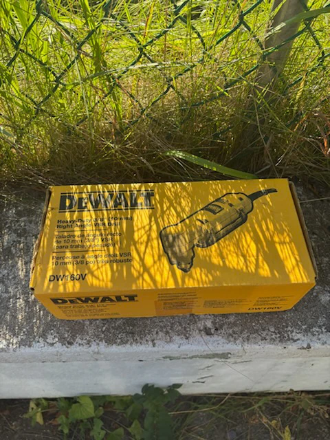 DEWALT DW160V 3/8" Heavy-Duty Right Angle Drill