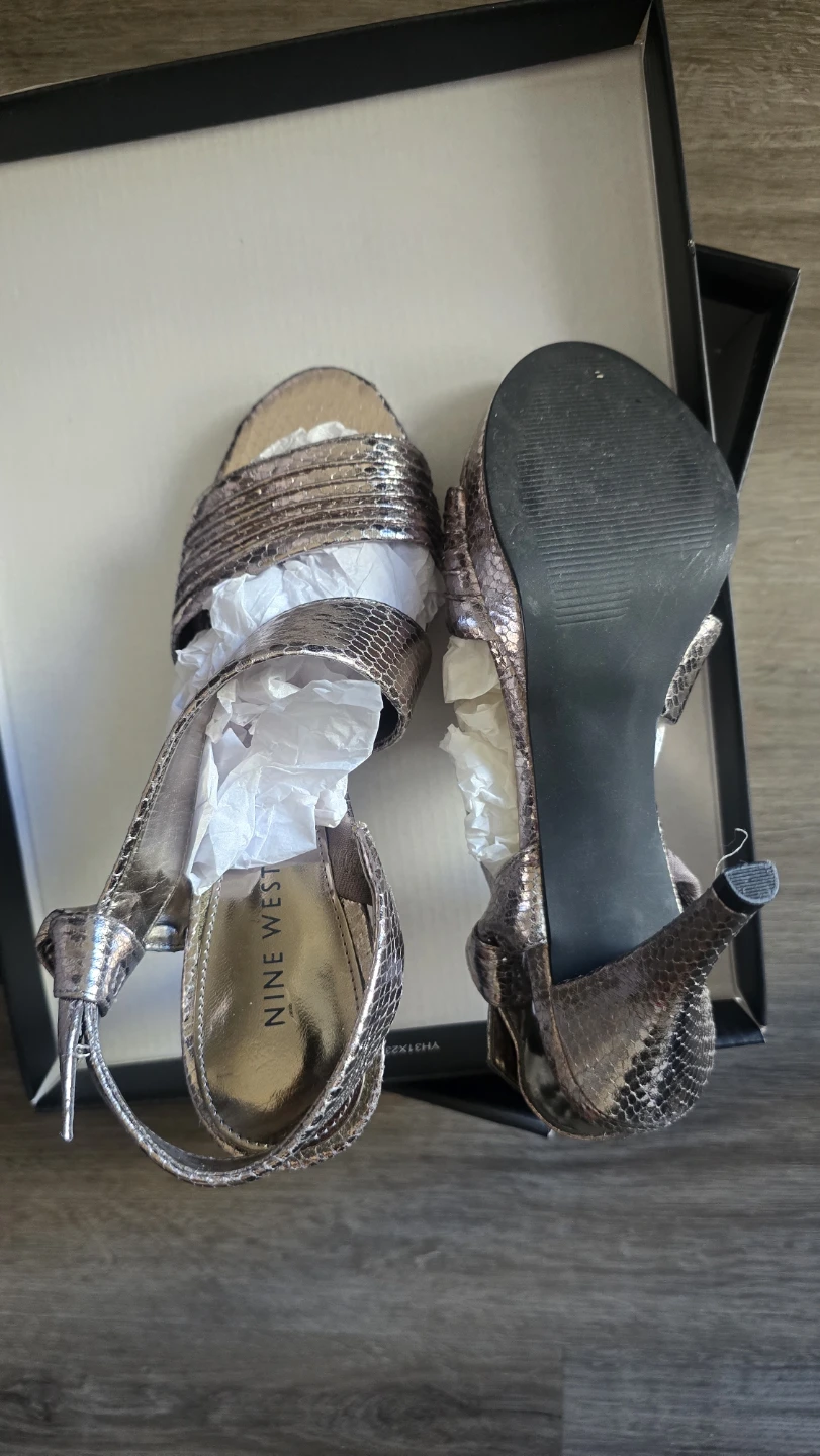 Size 37- Nine West Metallic Snake Print Heels