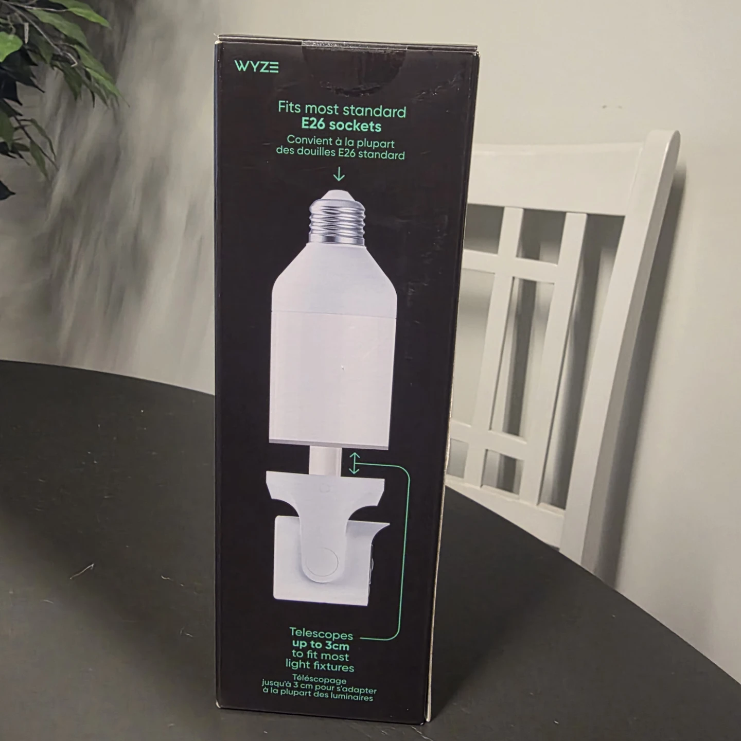 Wyze Bulb Cam - photo 3