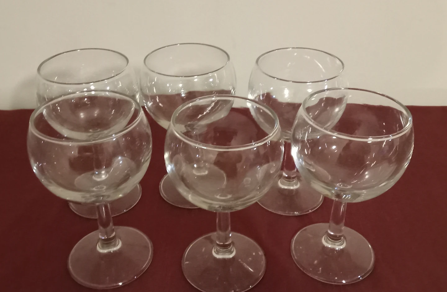 Set of 6 Clear Wine Glasses