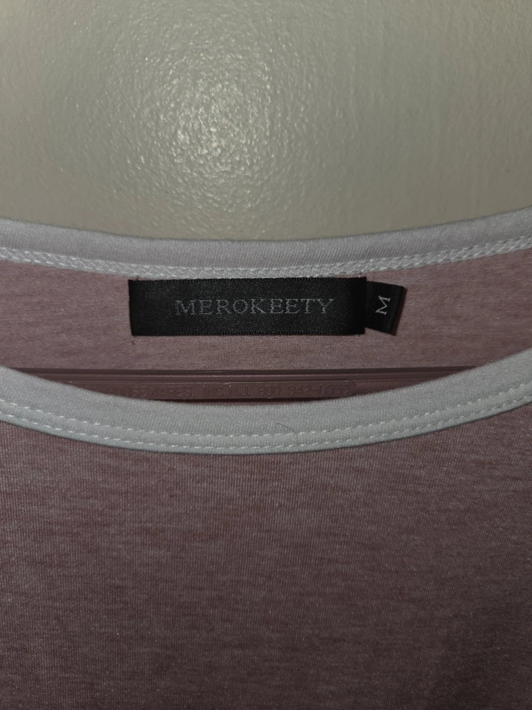 Merokeety Long-Sleeved Top W/ Neck & Cuff Trim in a Ladies M - photo 2