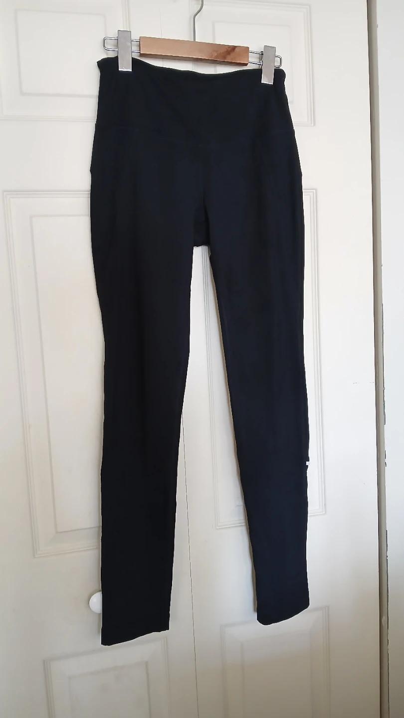 Mondetta luxury black legging pants, size XS