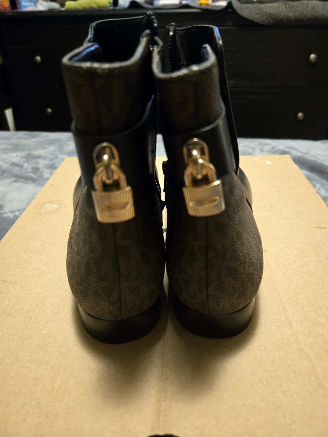 Michael Kors Ankle Boots - photo 3