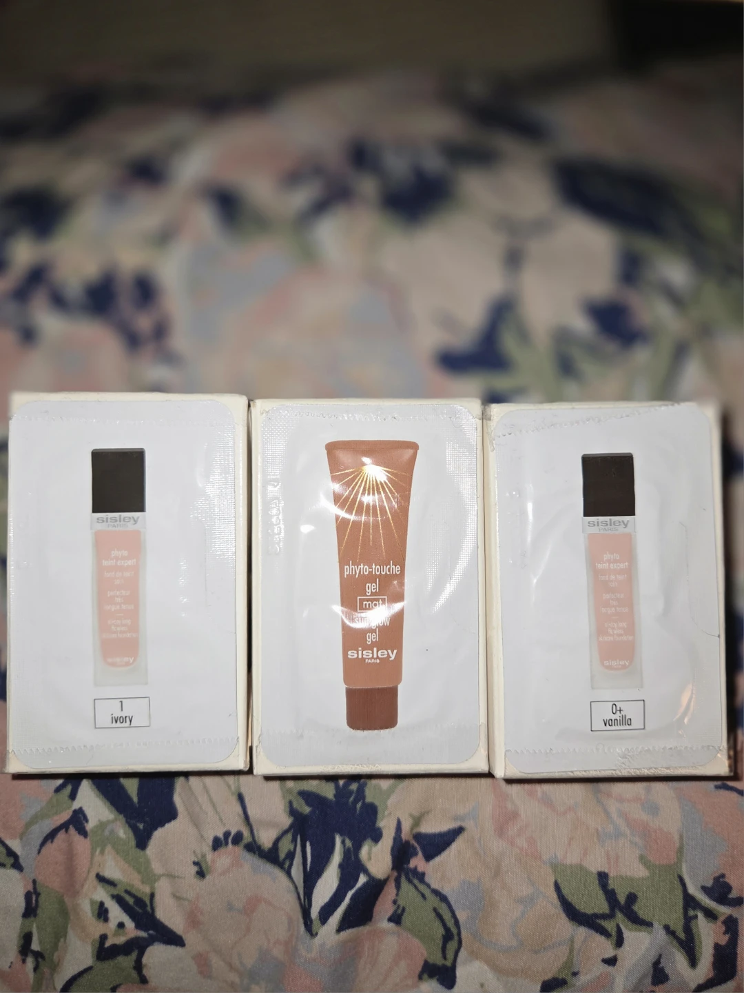 Sisley Paris Phyto Teint Foundation in 1: Ivory Shade - photo 4