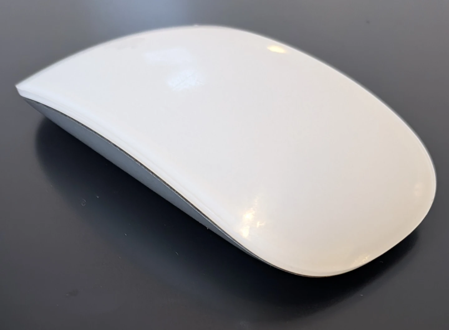 Apple Magic Mouse 2 (Rechargeable / Bluetooth) - photo 2