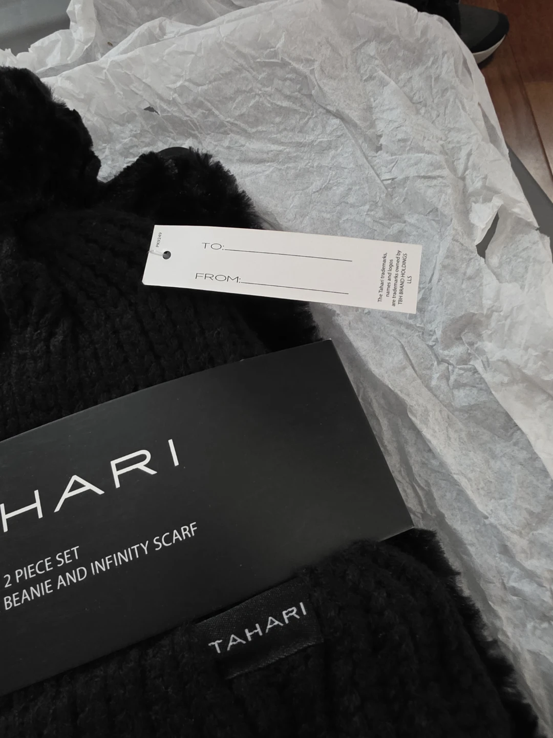 Tahari Faux Fur Beanie and Infinity Scarf Set - photo 3