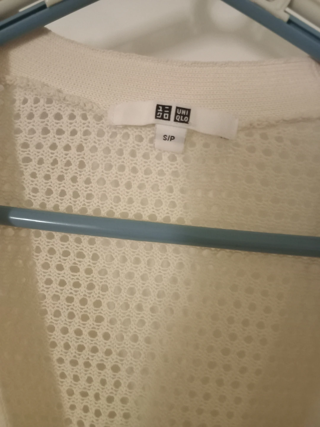 Uniqlo Off-White Mesh Cardigan - photo 2