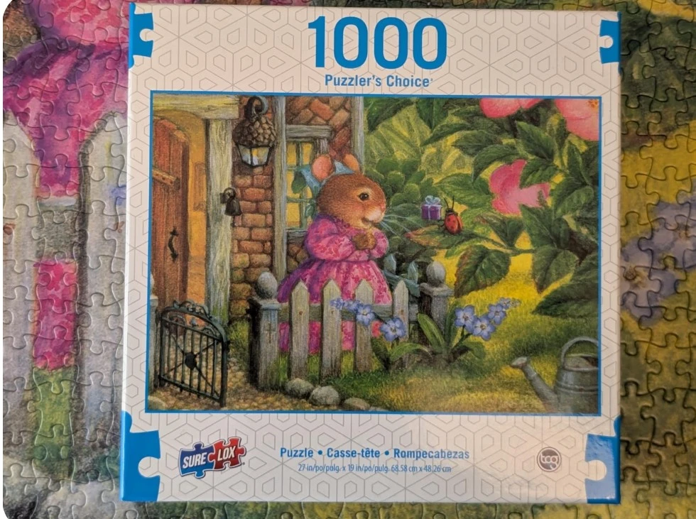 Door Mouse 1000 Piece Jigsaw Puzzle 🧩