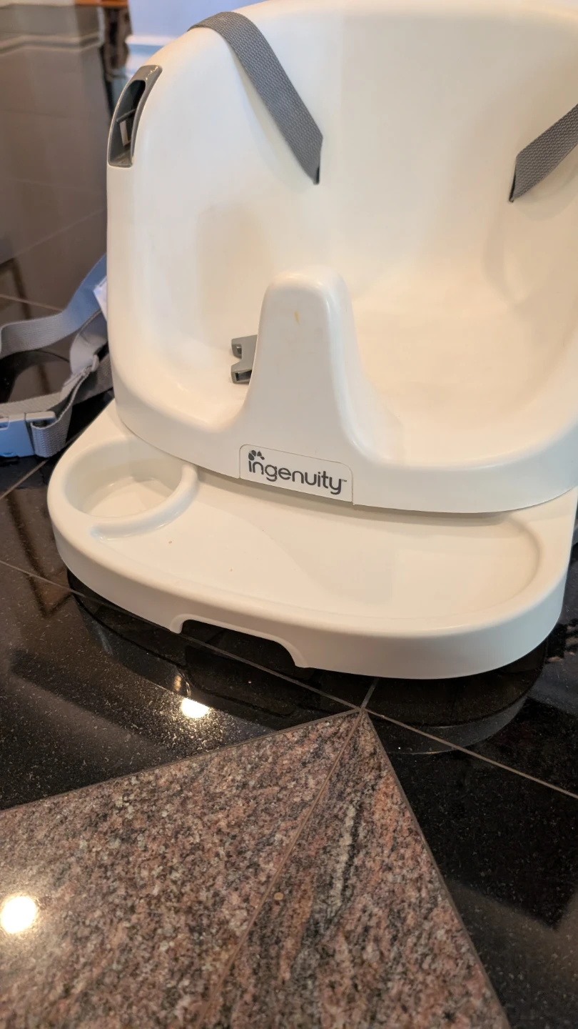 Ingenuity Baby Base 2-in-1 Booster Feeding Seat w/Tray - photo 3