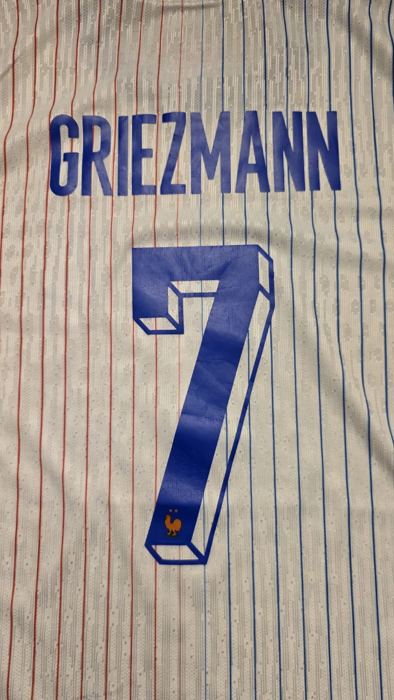 Griezmann #7 France 2024 Jersey in Blue And Red Pinstripes - photo 3