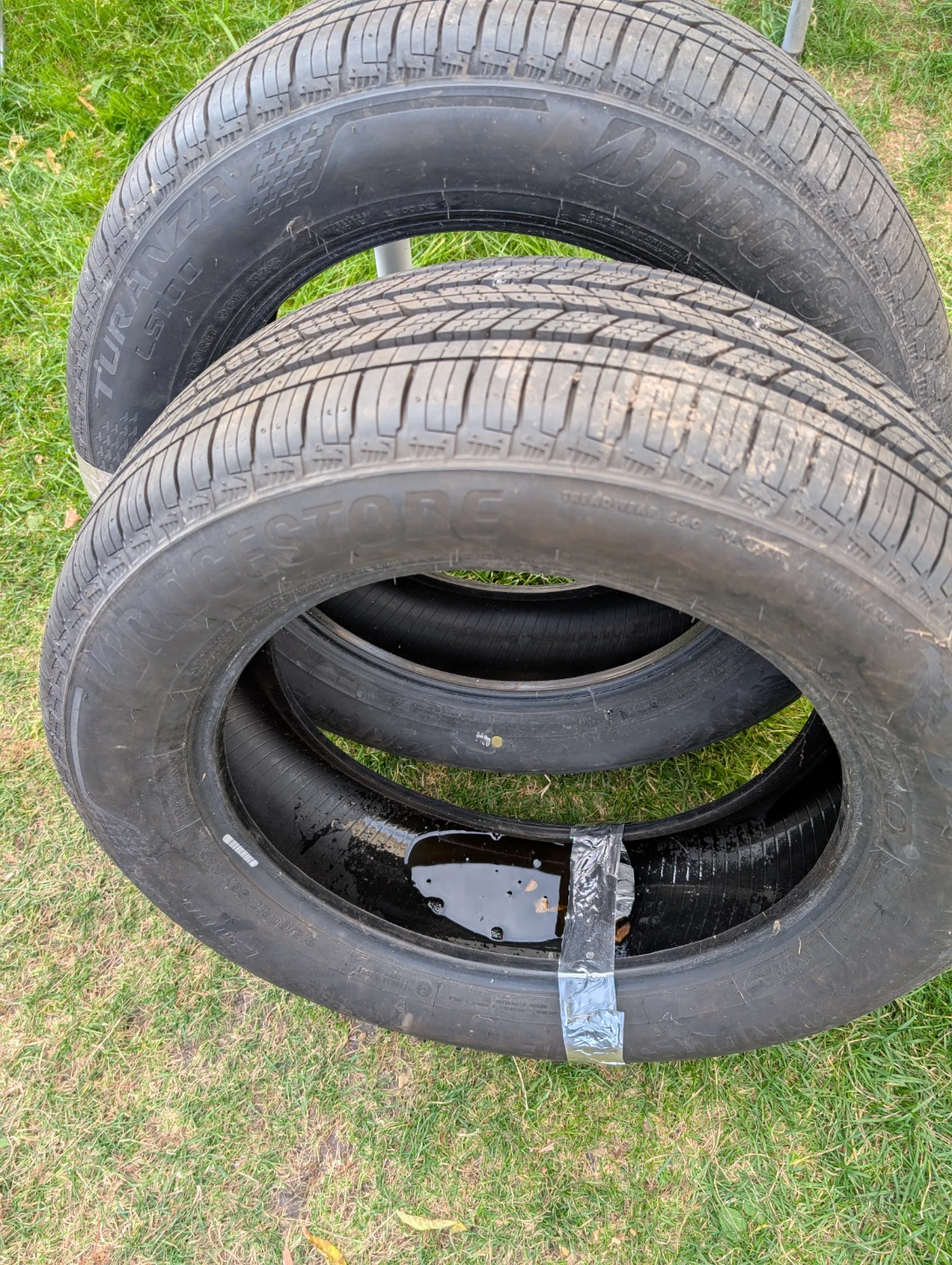 2 Bridgestone tires