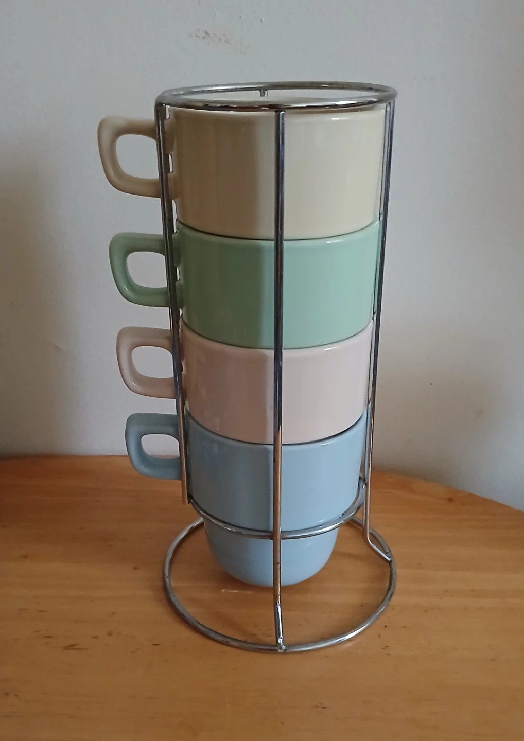 Stackable Pastel Mugs with Chrome Stand