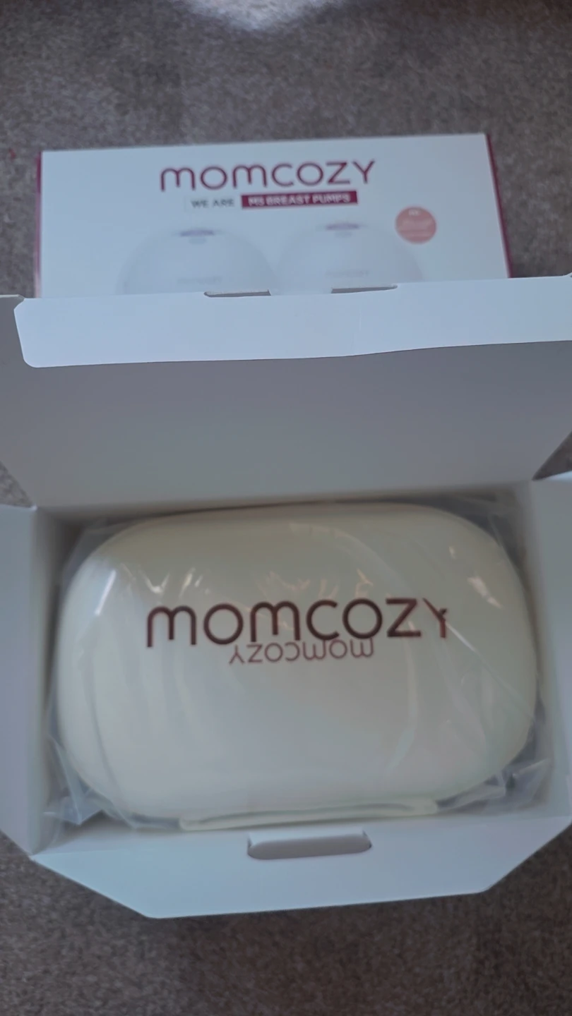 Momcozy M5 Wearable Breast Pump Set - photo 3