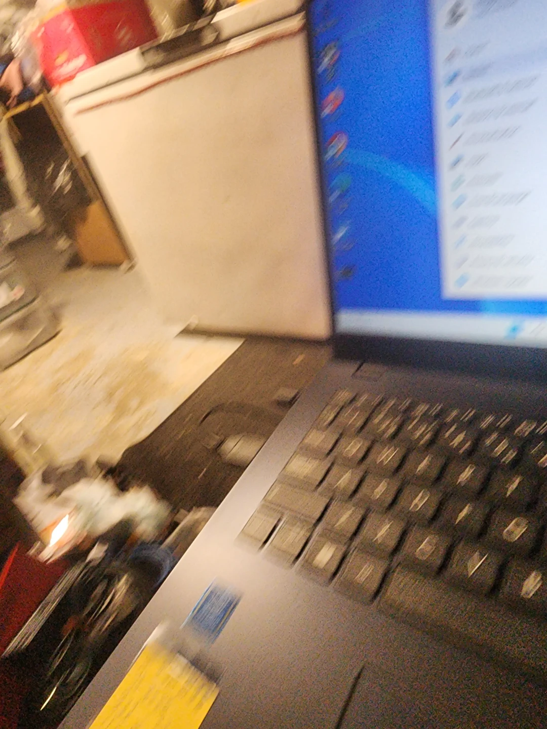 ASUS VivoBook E510MA Laptop - photo 4