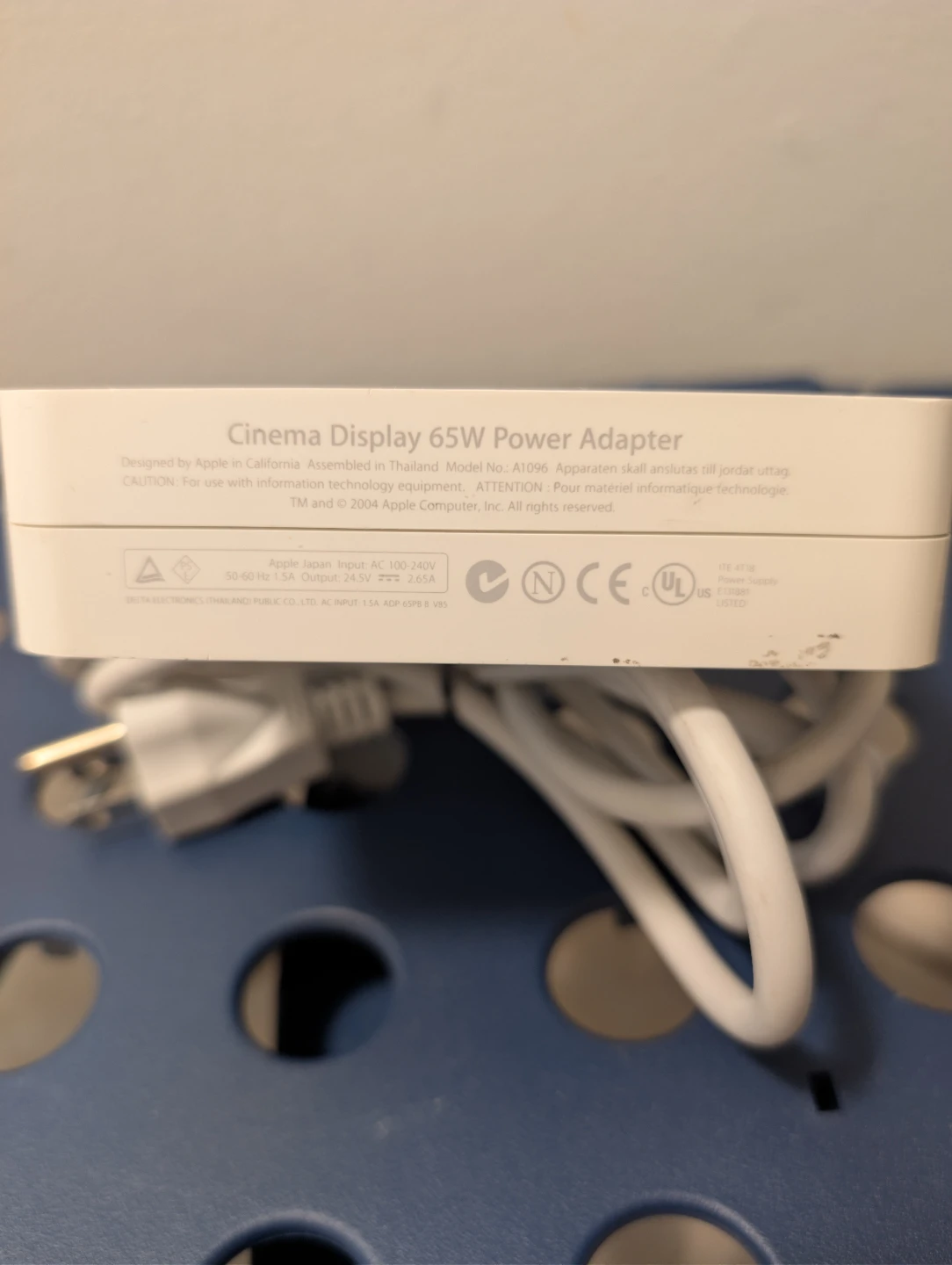 Apple Cinema Display 65W Power Adapter A1096