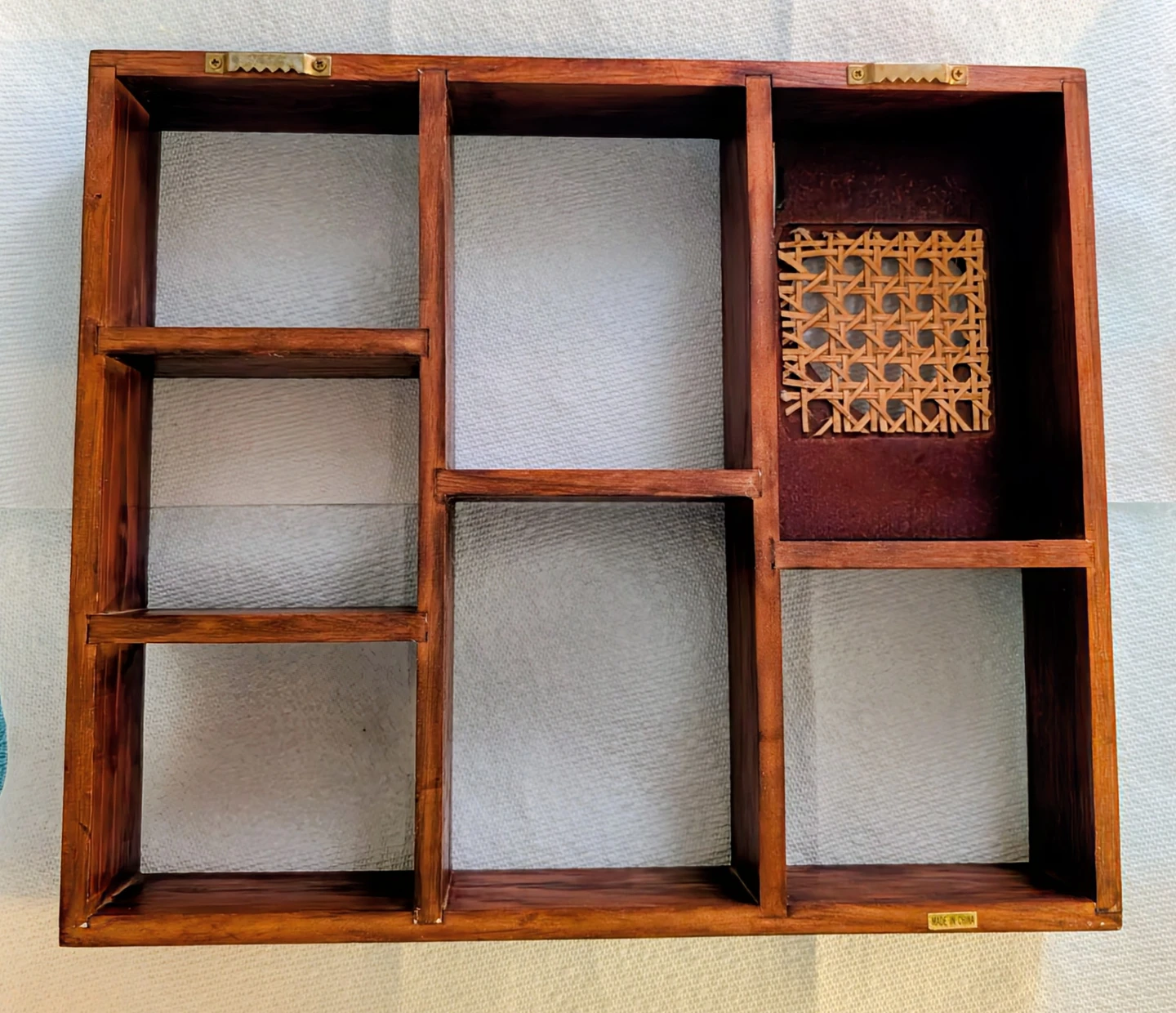 Vintage 1980s country-core / cottage-core wooden wall shelf. - photo 2