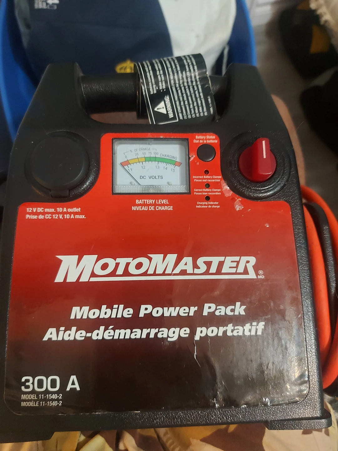 MotoMaster 300A Mobile Power Pack