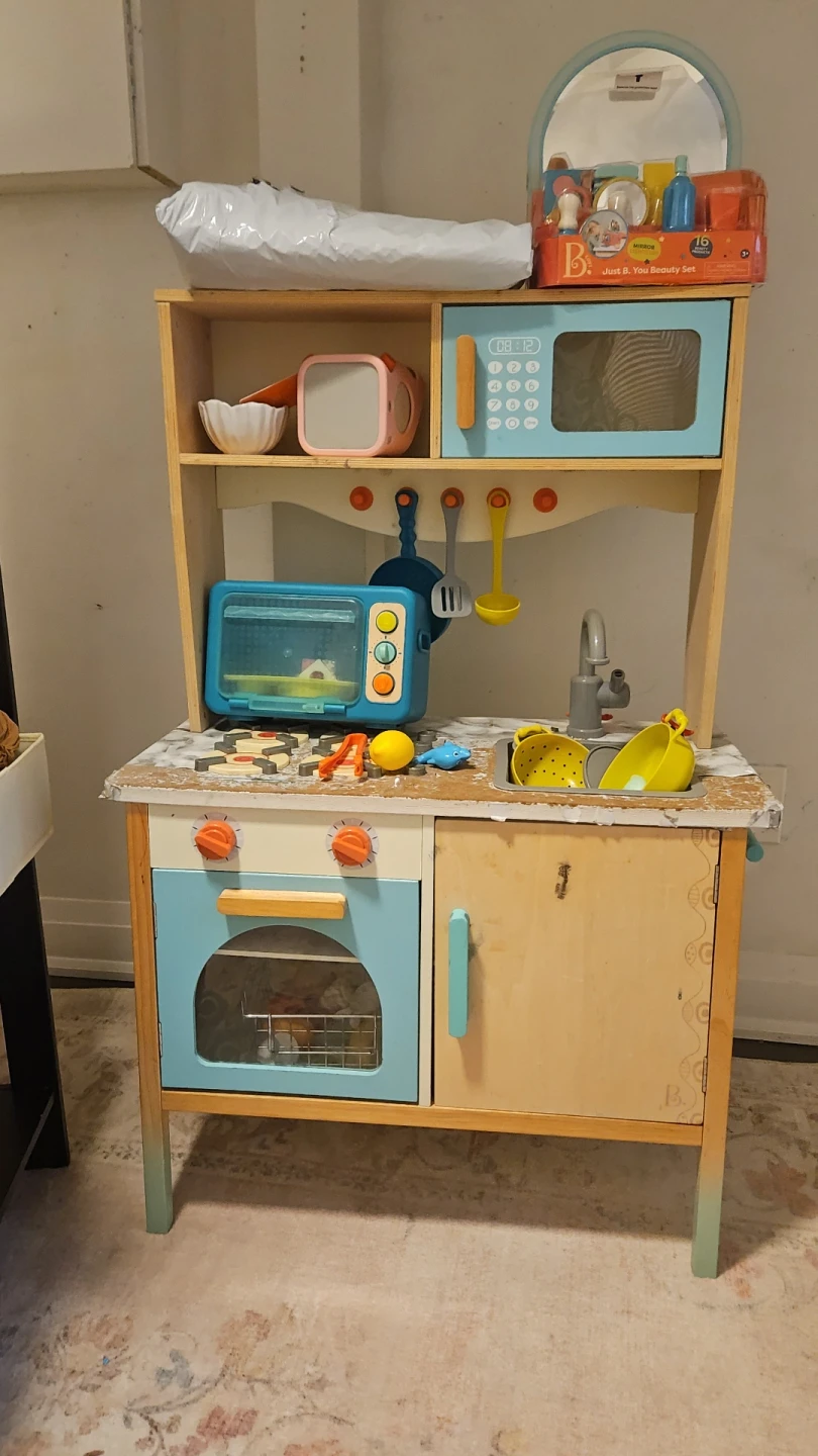 Kids Wooden Play Kitchen + kitchen utensils