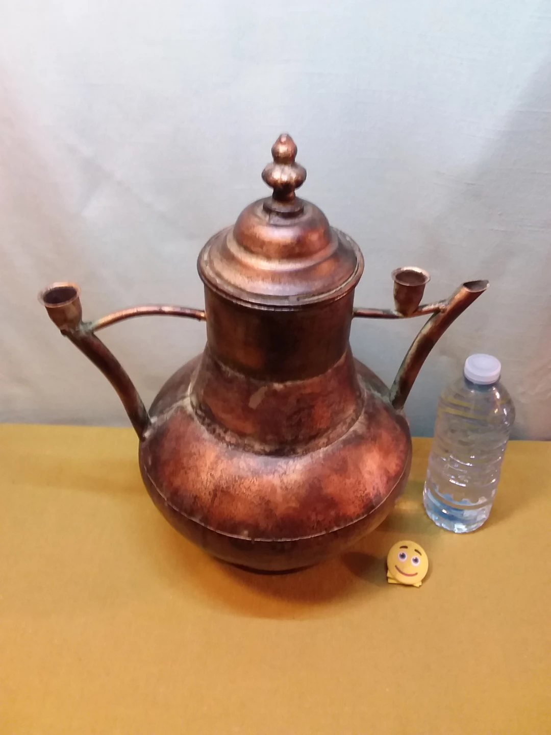 ➡️ Vintage Hand-Hammered Copper Decorative Pitcher