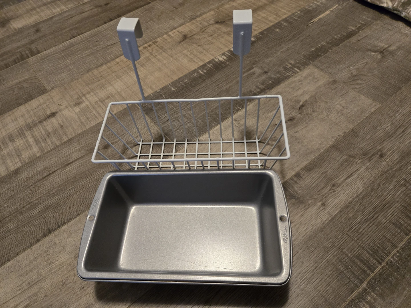 Wilton Loaf Pan and Wire Storage Basket