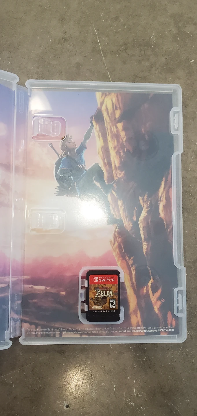 The Legend of Zelda: Breath of the Wild for Nintendo Switch - photo 2