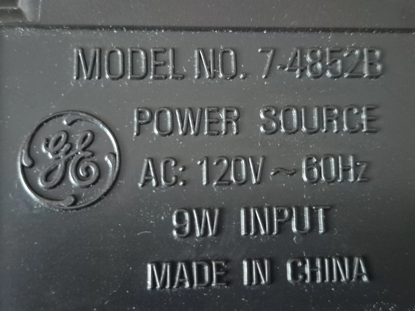 GE Digital AM/FM Clock Radio 7-4852B - photo 3
