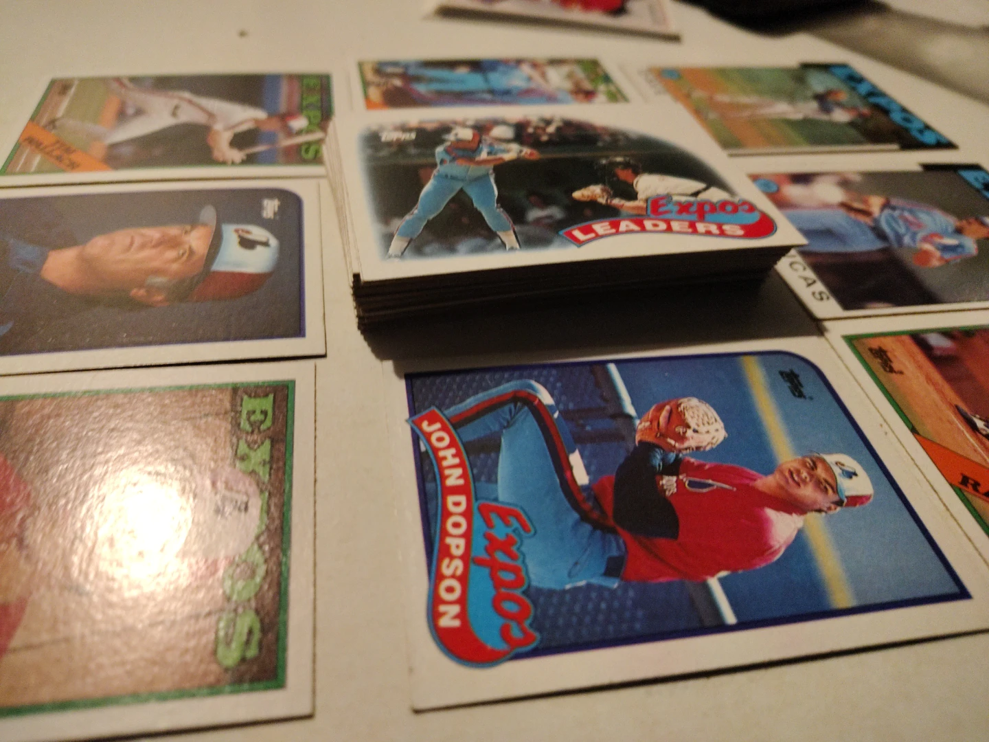 Montreal Expos 1980s 45 lot Baseball Cards - photo 2