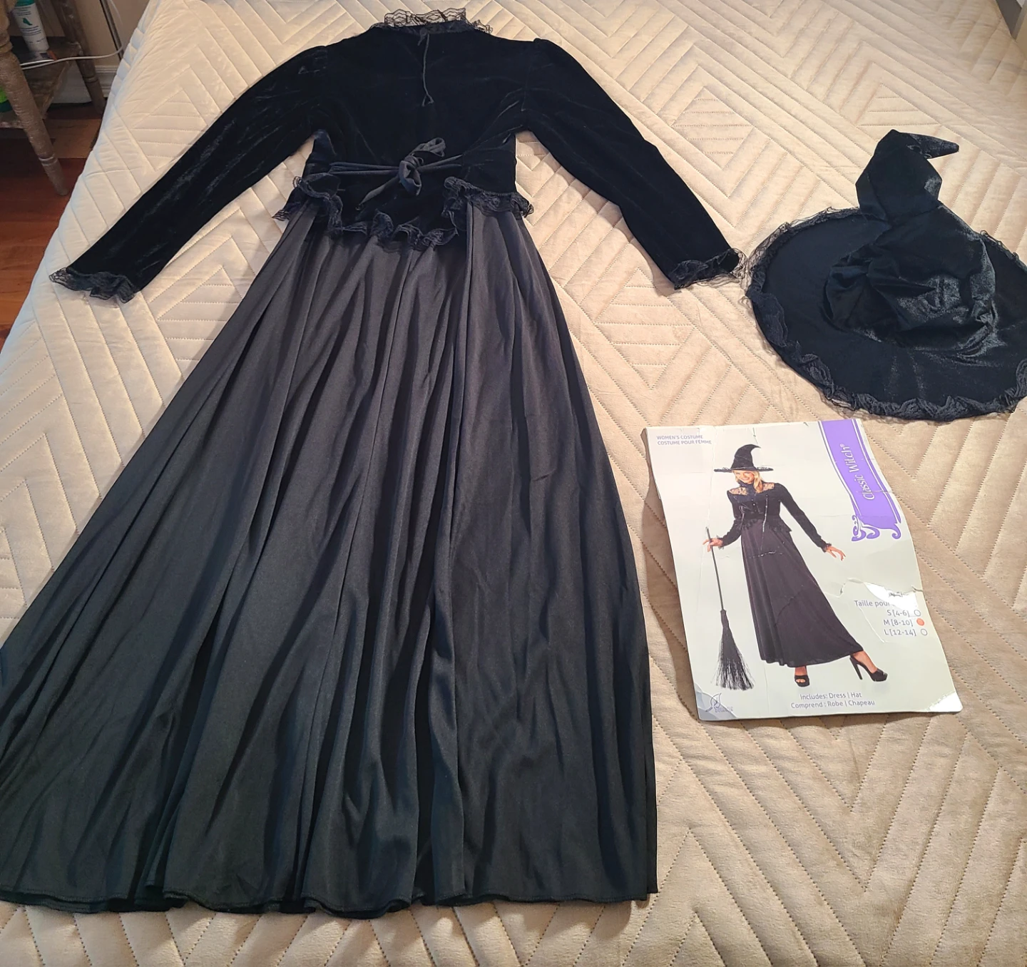 Halloween Witch Costume - photo 5