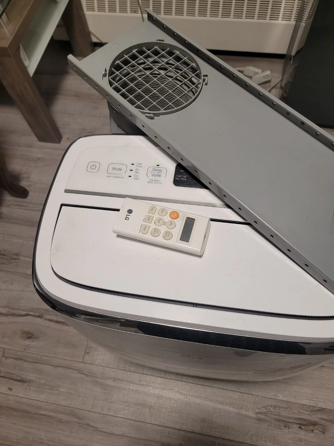 LG 14,000 BTU Portable Air Conditioner - photo 2