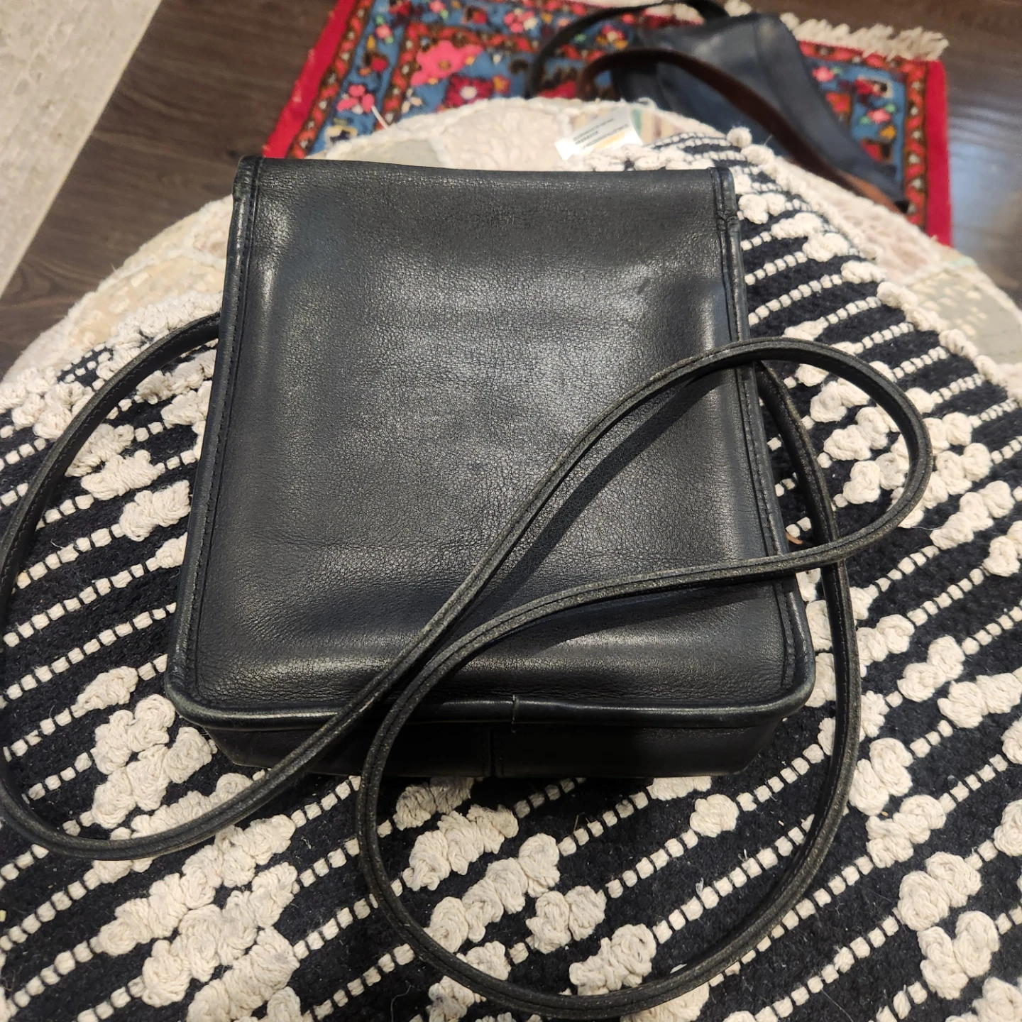 Vintage Coach Black Leather Crossbody Bag - photo 5