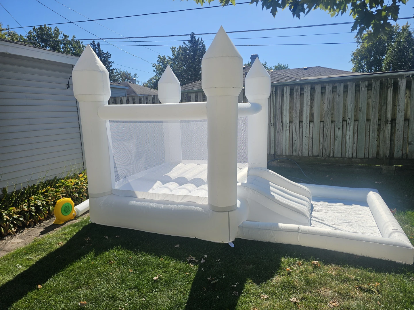 Connsann White Bounce House - photo 2