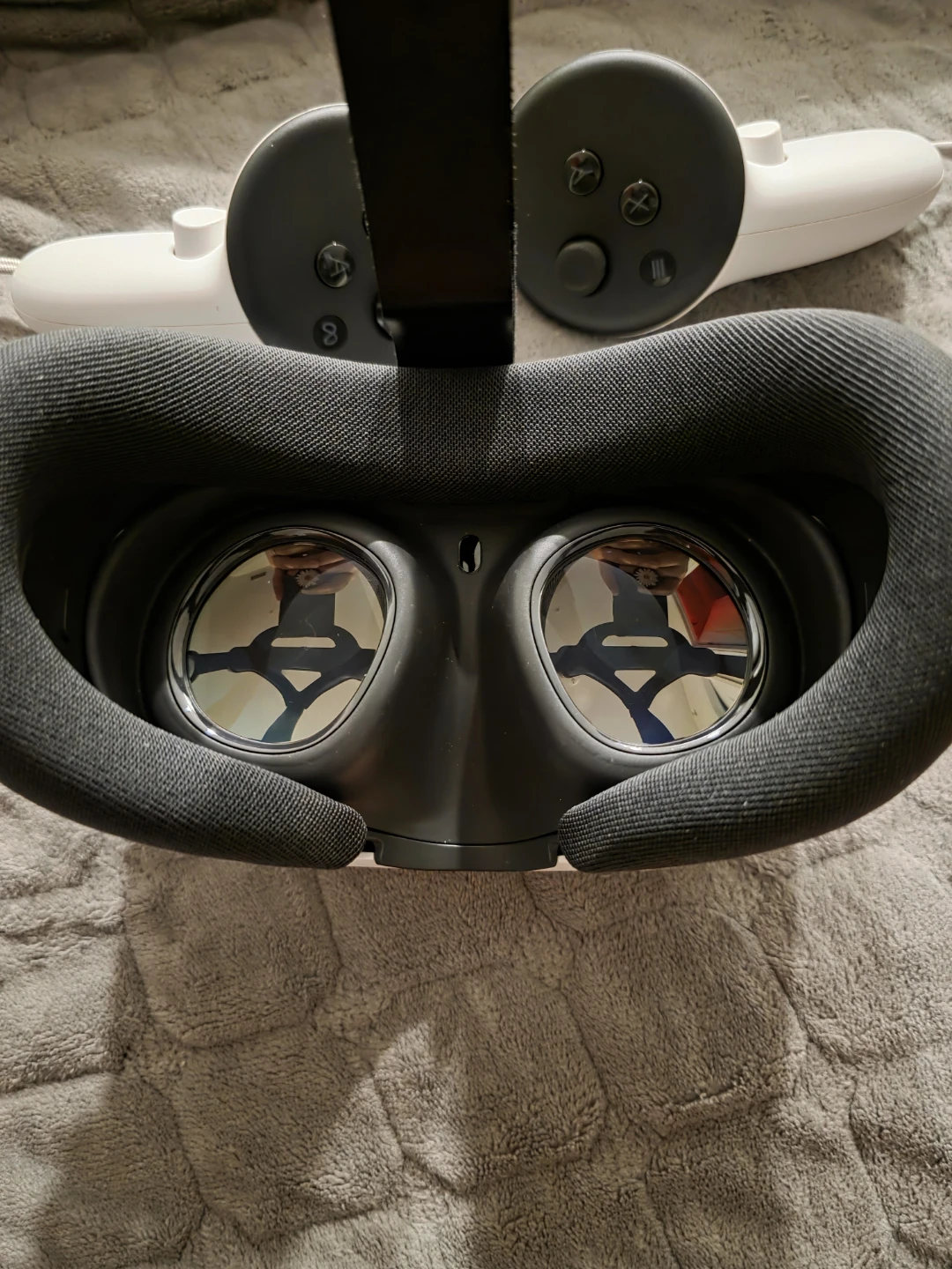 Meta Quest 3 VR Headset with Controllers - photo 3