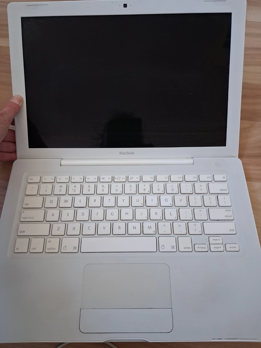 Vintage Apple MacBook White Model A1181 - photo 2