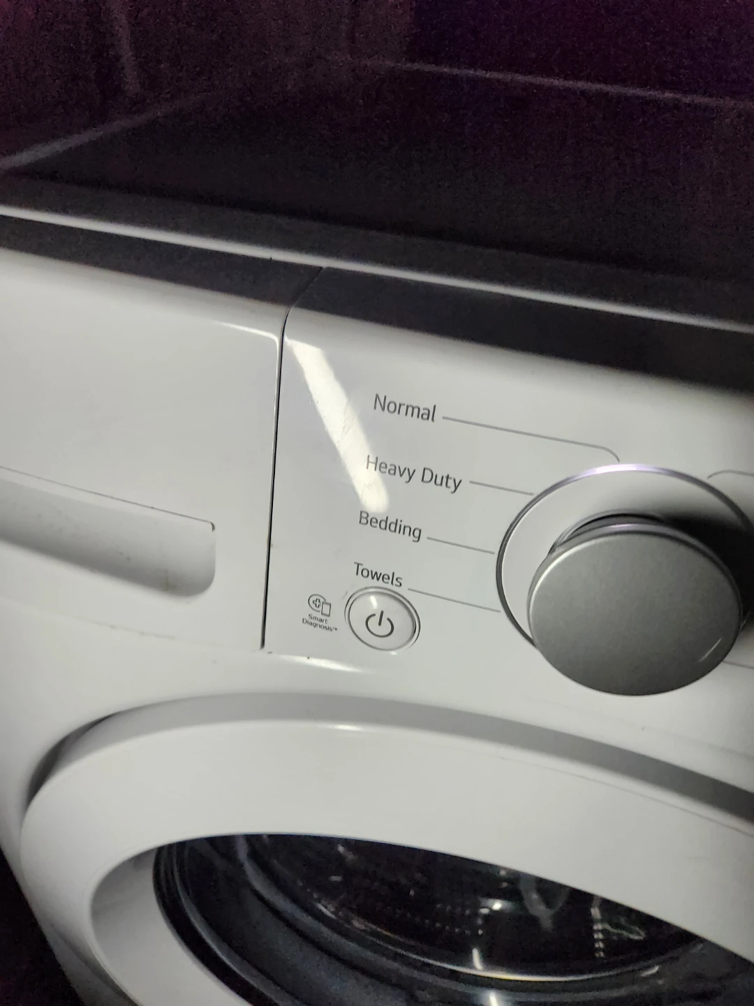 LG Washer like new scratch & dent on side - photo 3