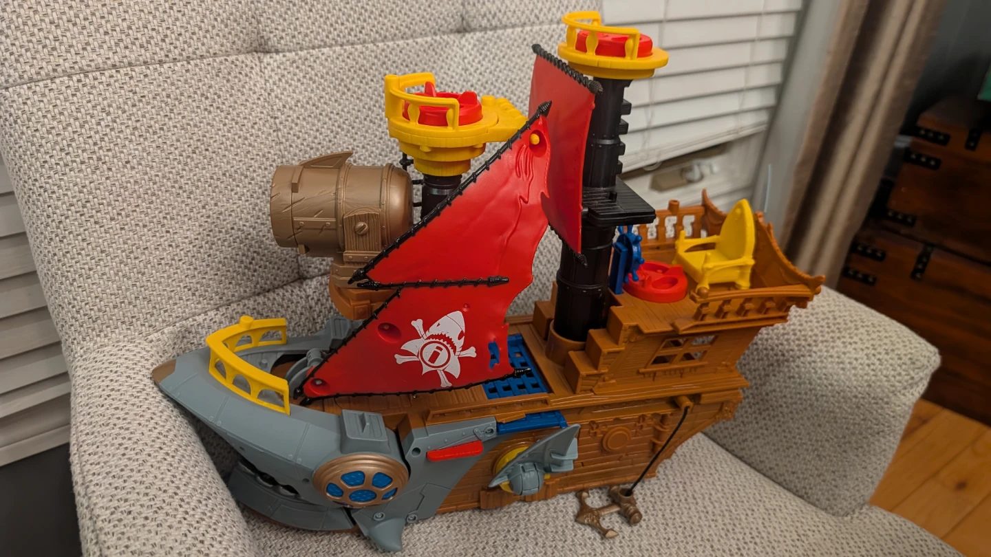 Imaginext Shark Pirate Ship - photo 3