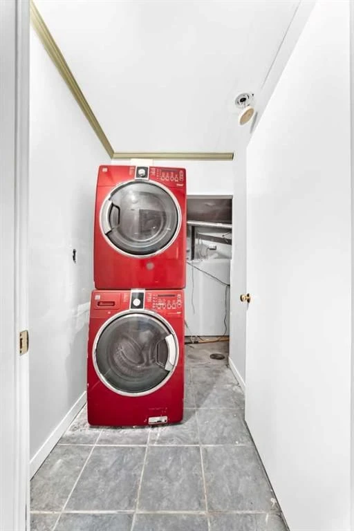 Red Kenmore Front Load Washer - photo 3