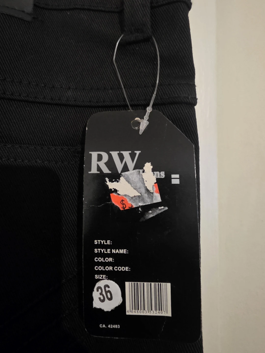 RW Jeans Straight Fit Pants - Size 36 - photo 4
