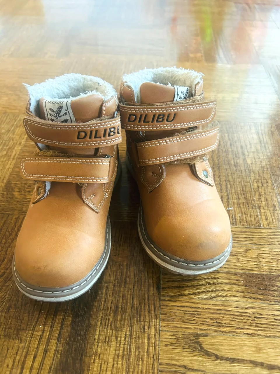 Kids' Fleece-Lined Tan Boots Size 26 - photo 4
