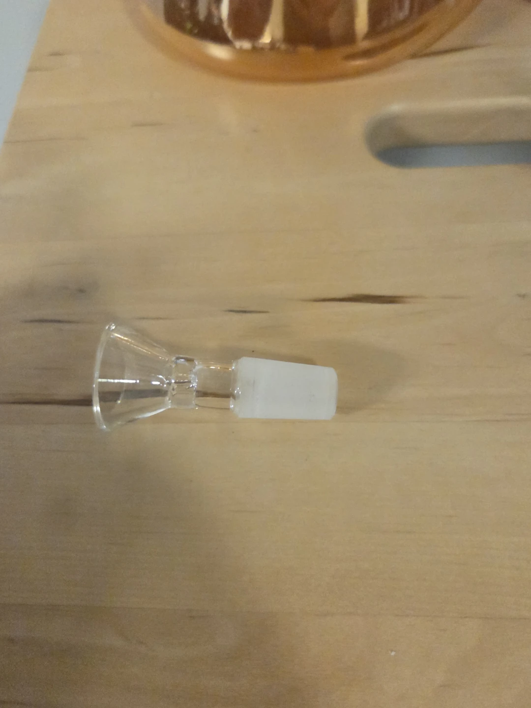 New Amber Glass Water with Leaf Design - photo 2