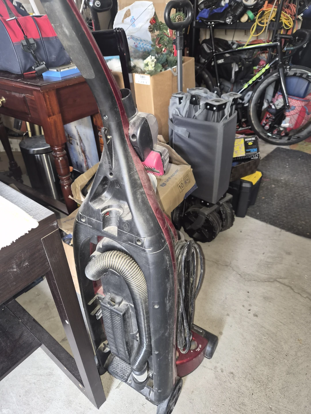 Bissell Lift-Off Multi Cyclonic Pet Vacuum - photo 2