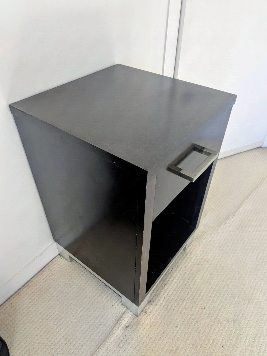 Modern Black Nightstand with Drawer