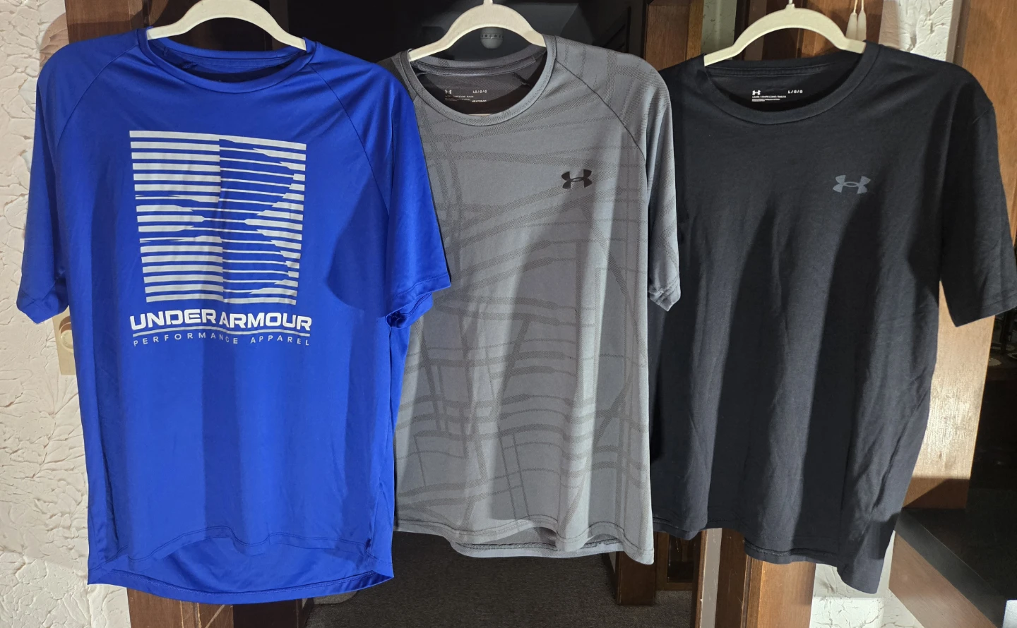 LARGE Men's Under Armour Pullover, Long-Sleeve & T-shirts.  EUC. - photo 3