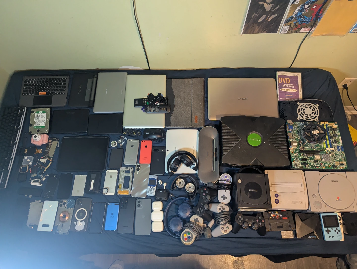 Phones laptops consoles watches headphones - photo 2