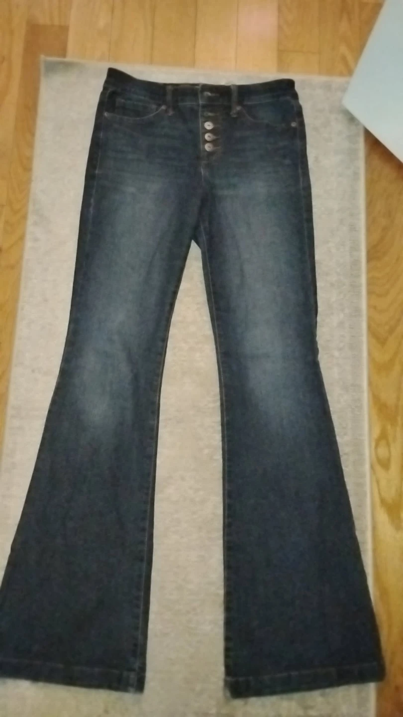 Sofia Jeans by Sofia Vergara Flare Jeans Size 4