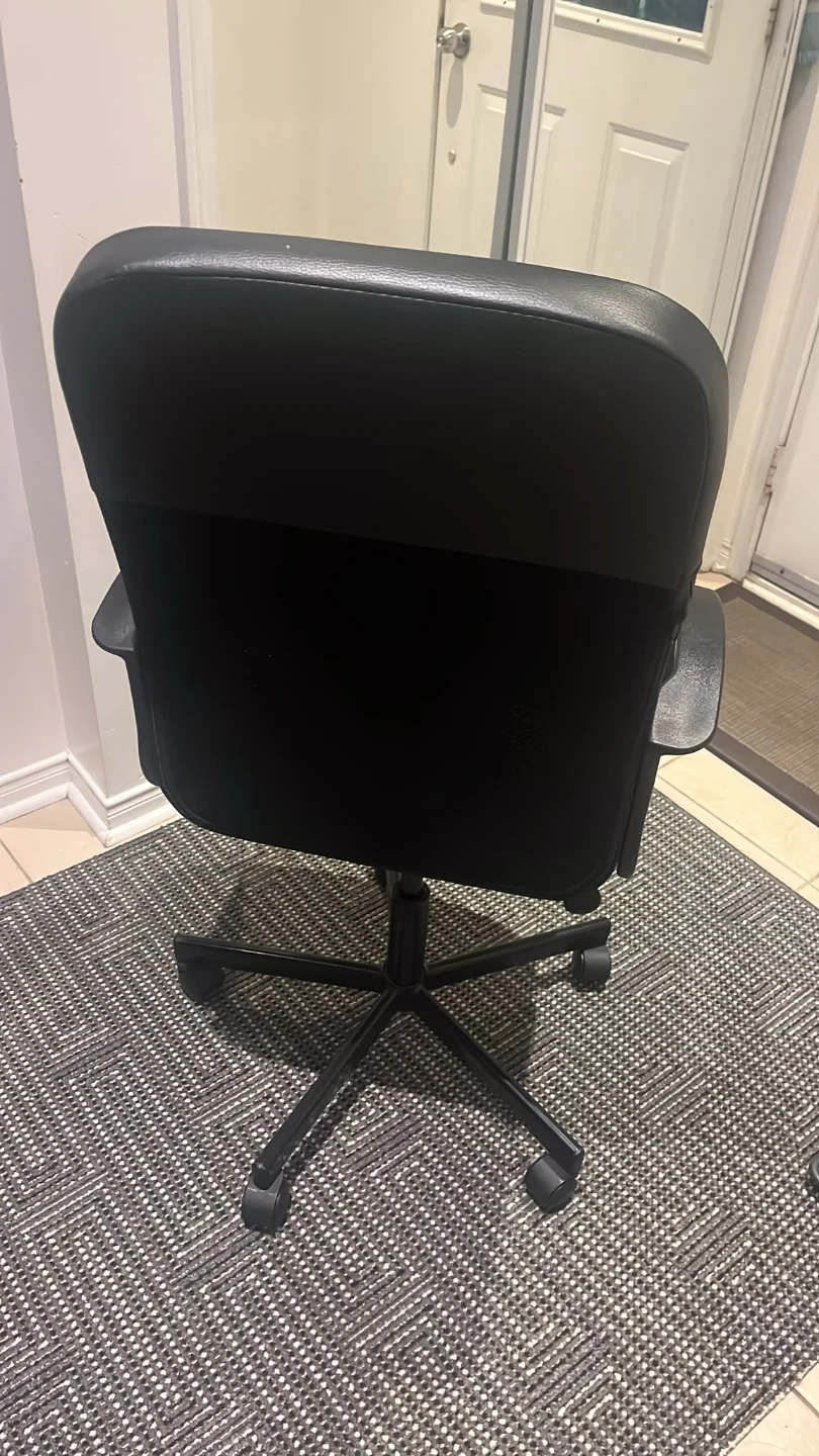 Black Office Chair - photo 3