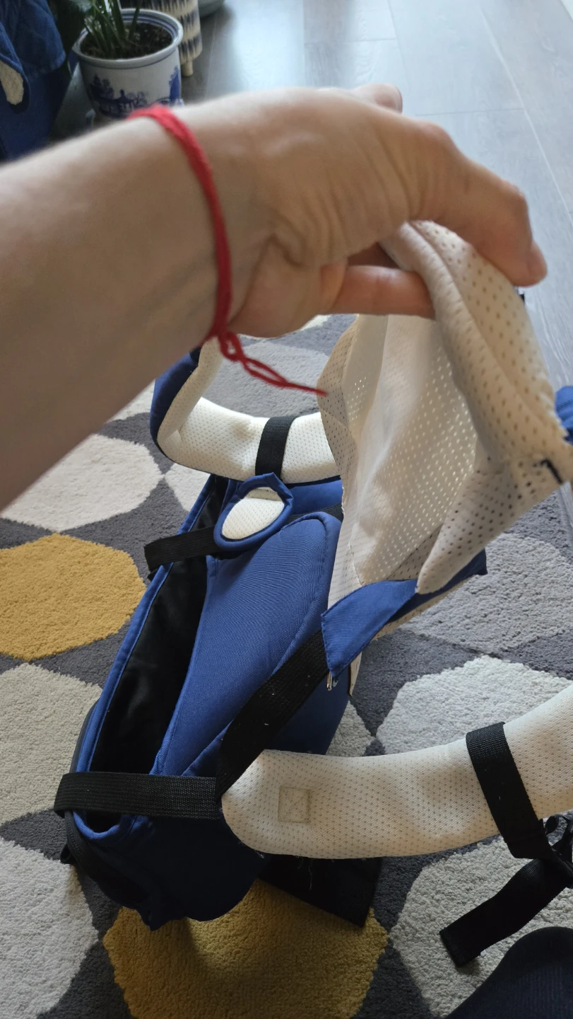 Bébéar Baby Carrier with Hip Seat - photo 3