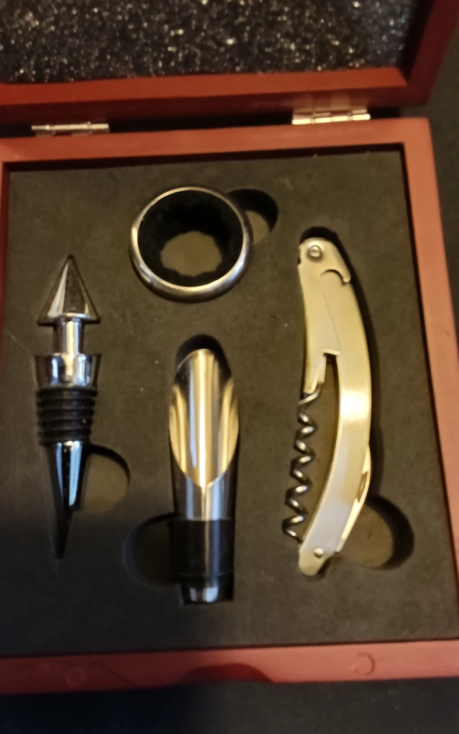 Wine Accessory Gift Set in Wood Case - photo 2